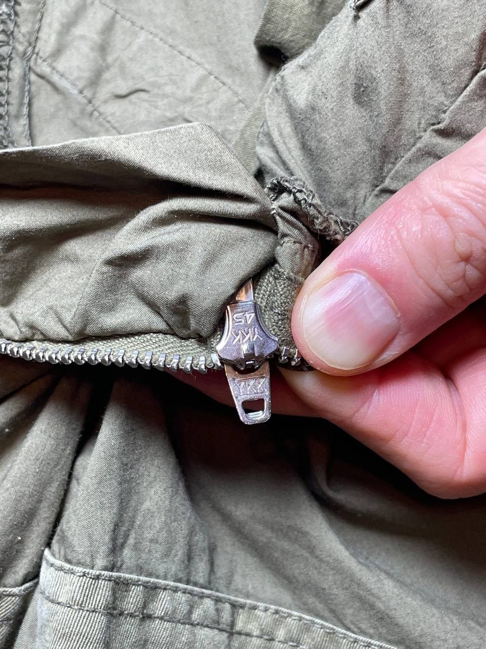 Moncler Moncler cargo khaki vintage pants Size US 30 / EU 46 - 11 Thumbnail