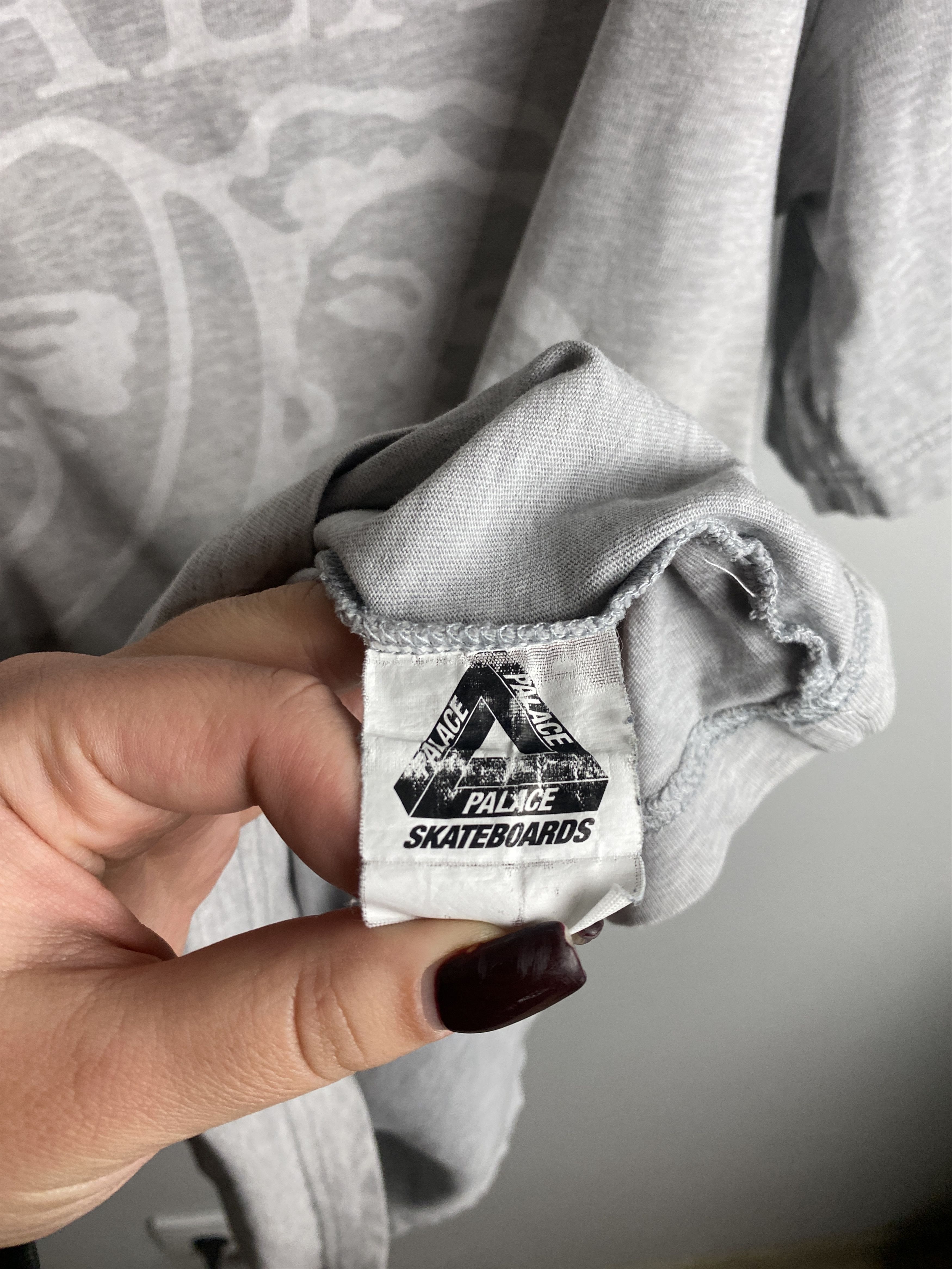 Palace Palace P Jeans big logo printed t-shirt tee skate rap Size US M / EU 48-50 / 2 - 4 Thumbnail