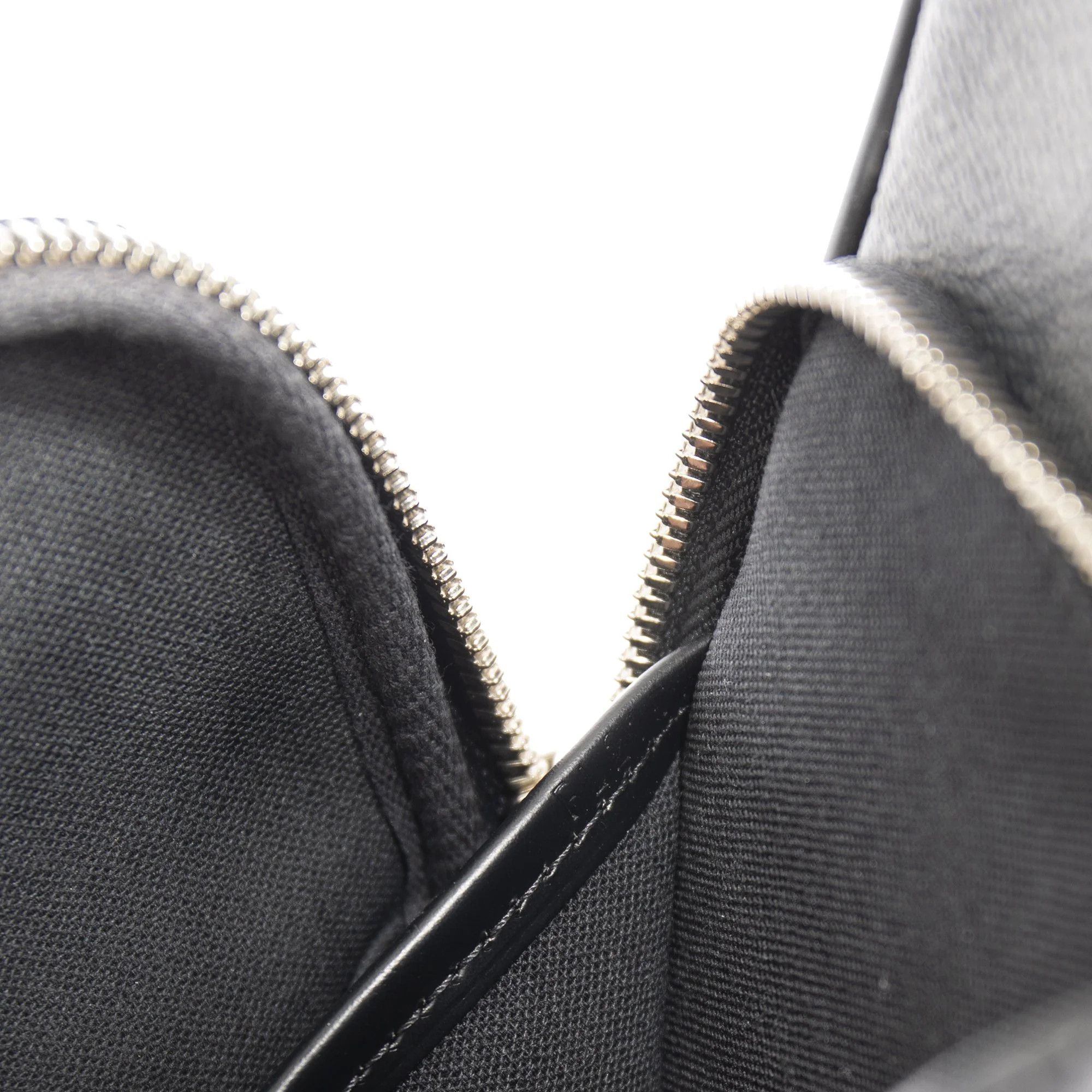 Louis Vuitton Louis Vuitton Black Damier Graphite Icare Laptop Bag Grey Size ONE SIZE - 10 Thumbnail
