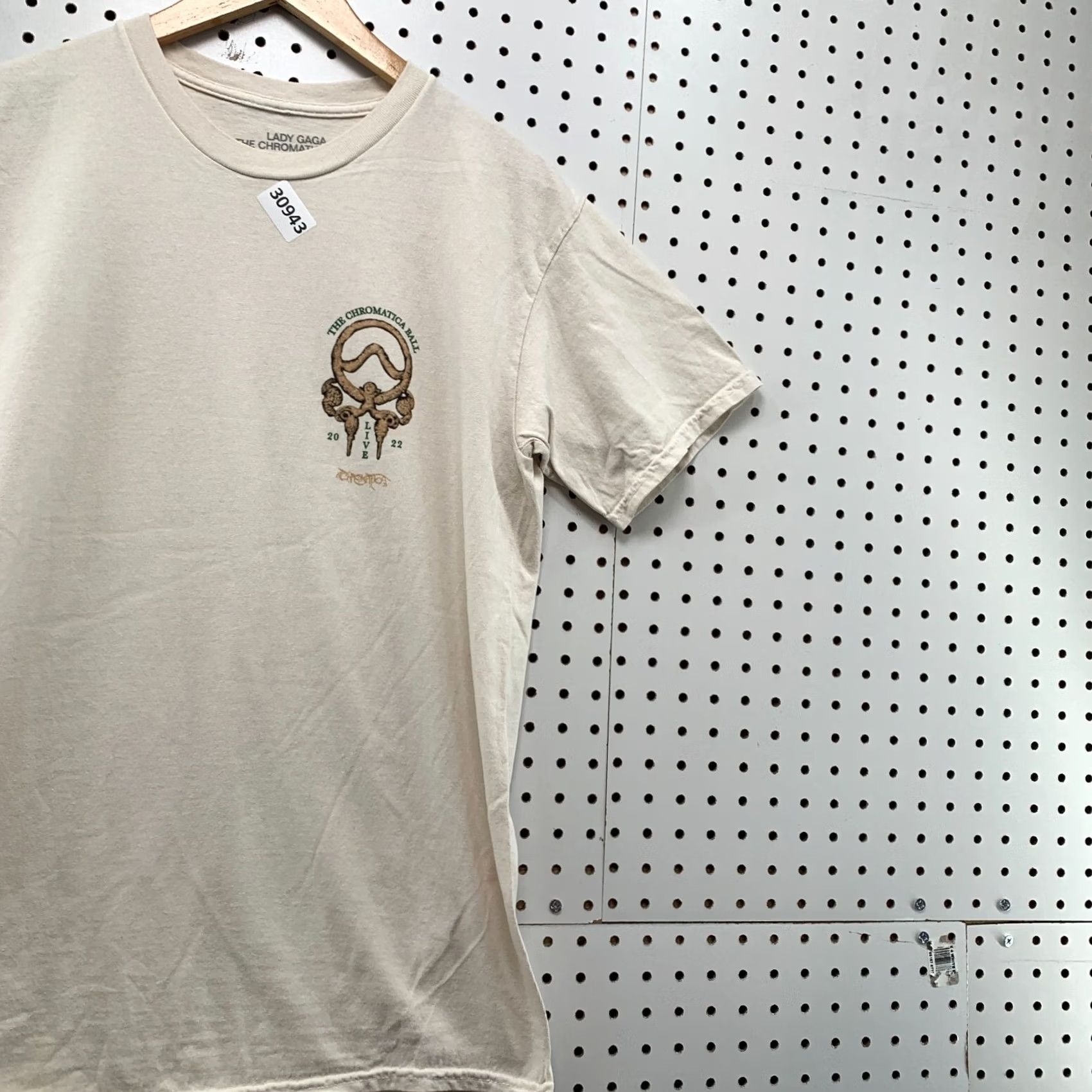 Vintage Lady Gaga Shirt Mens Small Beige The Chromatica Ball 2022 World Tour 19X28 Size US S / EU 44-46 / 1 - 5 Thumbnail