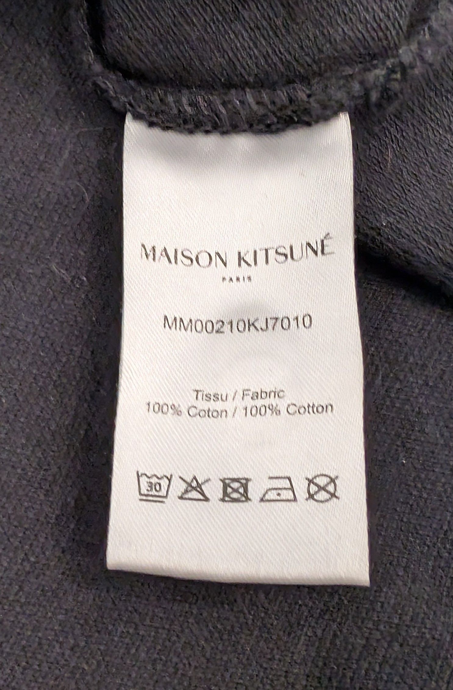 Maison Kitsune Maison Kitsune Fox Head Patch Comfort Polo Made in Portugal Size US XL / EU 56 / 4 - 4 Thumbnail