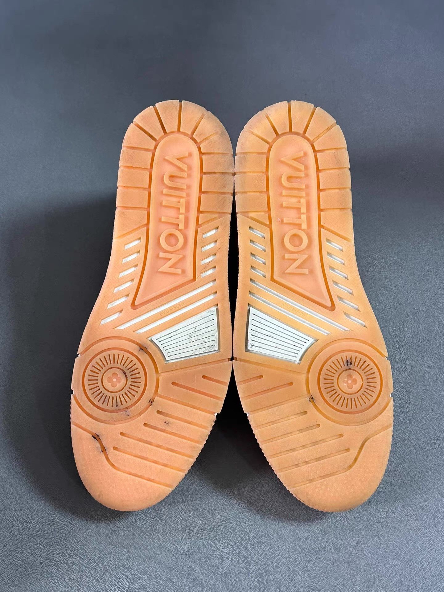 Louis Vuitton Louis Vuitton Trainer Peach Ｑ20 Size US 8 / EU 41 - 4 Thumbnail