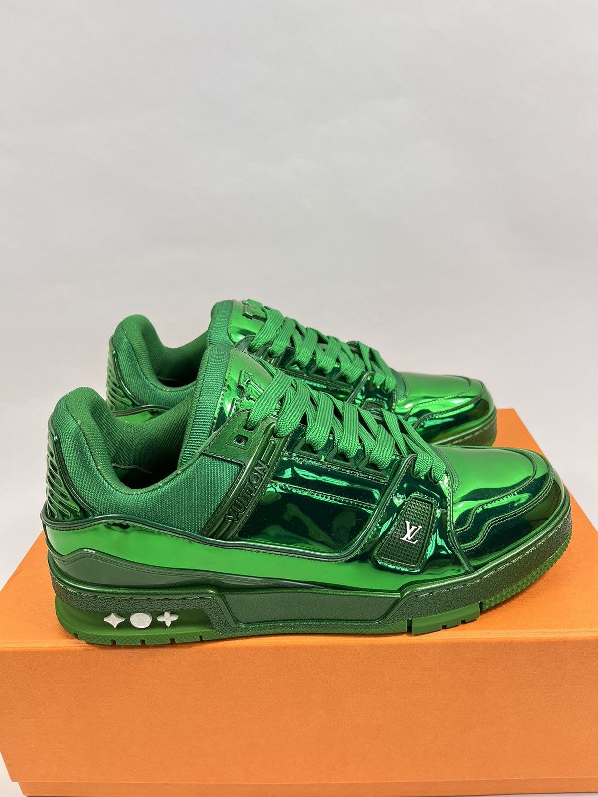 Louis Vuitton × Virgil Abloh PATENT GREEN SNEAKERS Size US 7 / EU 40 - 2 Thumbnail
