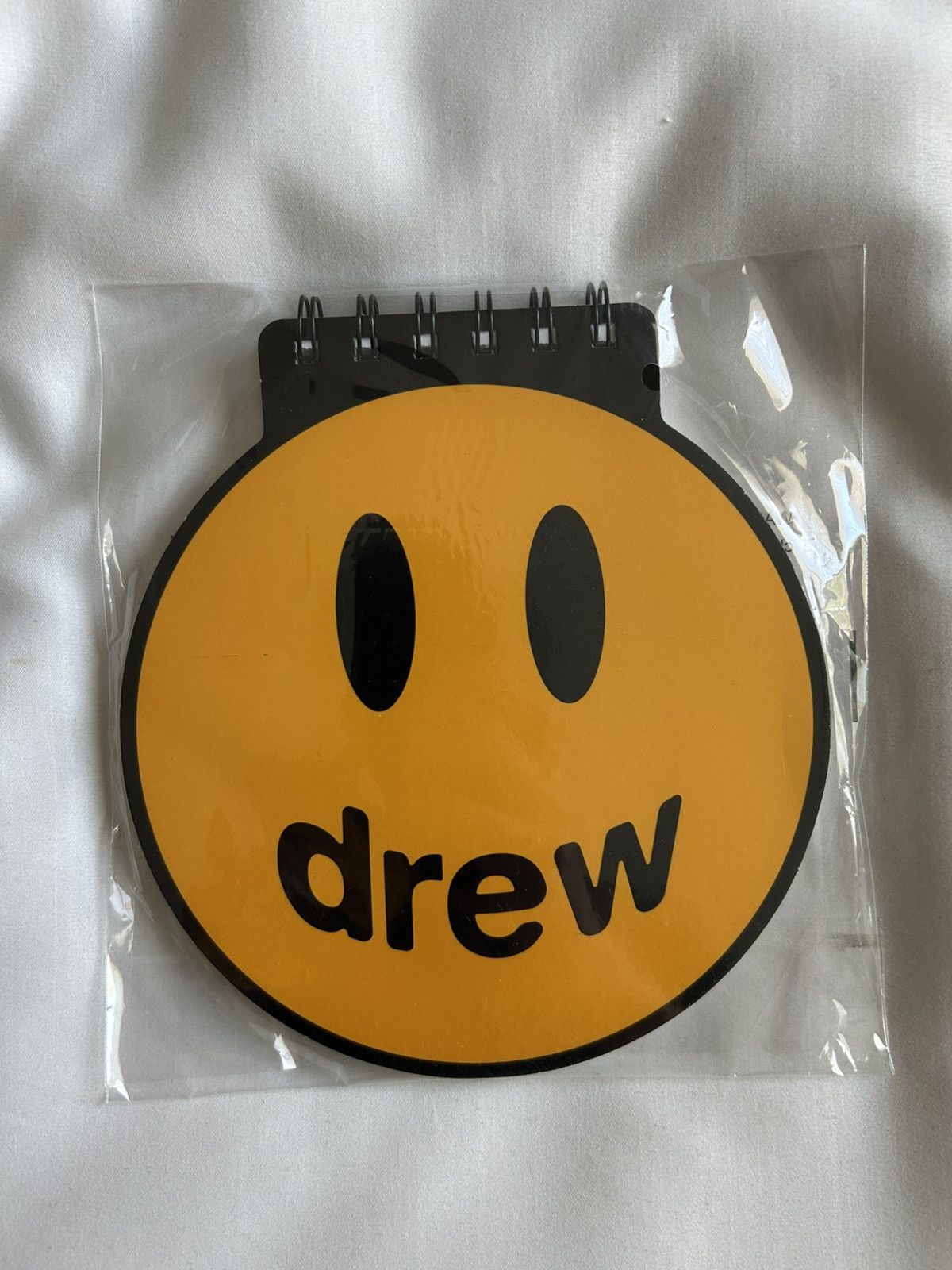 Drew House × Justin Bieber Drew House Mascot Hacky Sack Foot Bag Notepad Bundle Size ONE SIZE - 3 Thumbnail