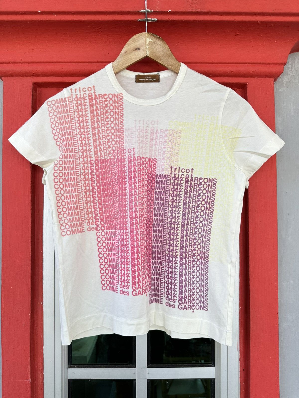 Tricot Comme des Garcons Rare Vintage 90s Tricot Comme des Garcons Tee Size S / US 4 / IT 40 - 1 Thumbnail