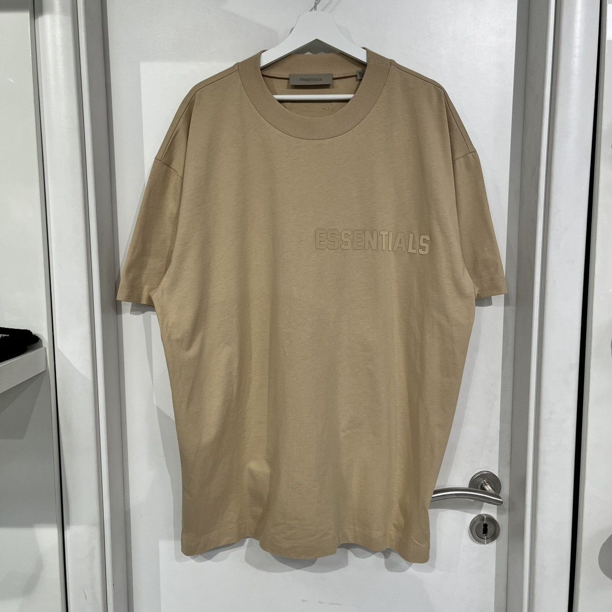 FOG Essentials Tee Tan
