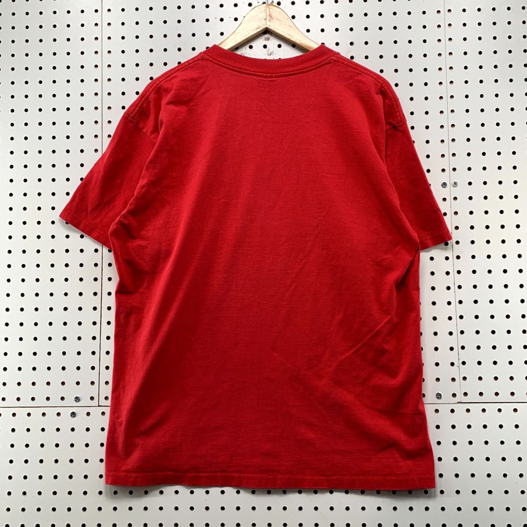 Gildan VINTAGE 90s Taz Tasmanian Devil Love Shirt Mens XL Red Graphic Size US XL / EU 56 / 4 - 2 Thumbnail