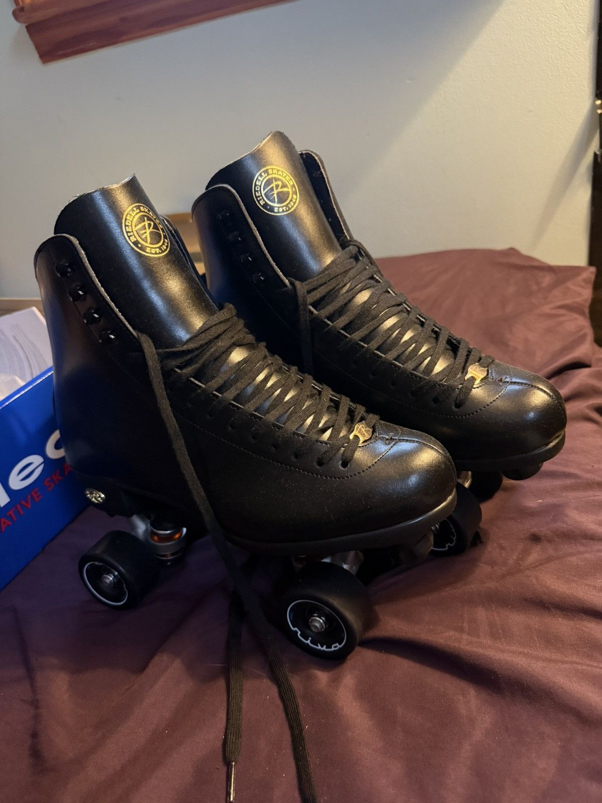 Other Riedell uptown roller skates mens size 10 new Size US 10 / EU 43 - 1 Thumbnail