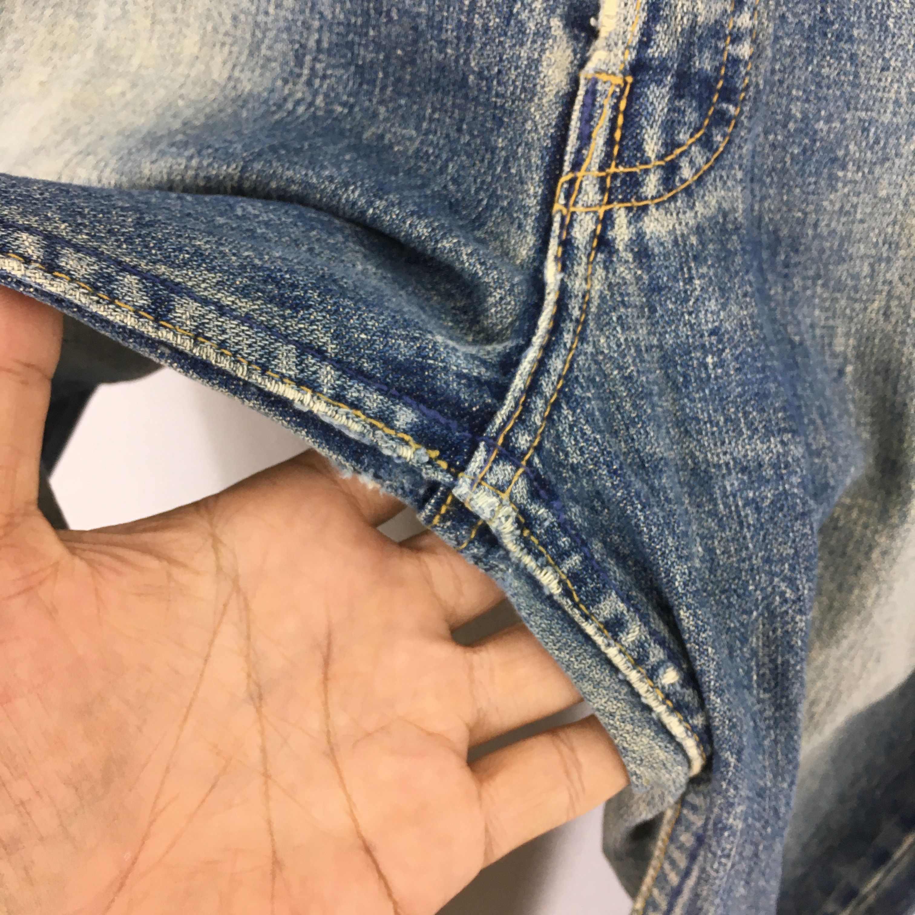 Jean Size 33x33 Vintage Y2K Levi's 501 Faded Blue Jeans Size US 33 - 6 Thumbnail