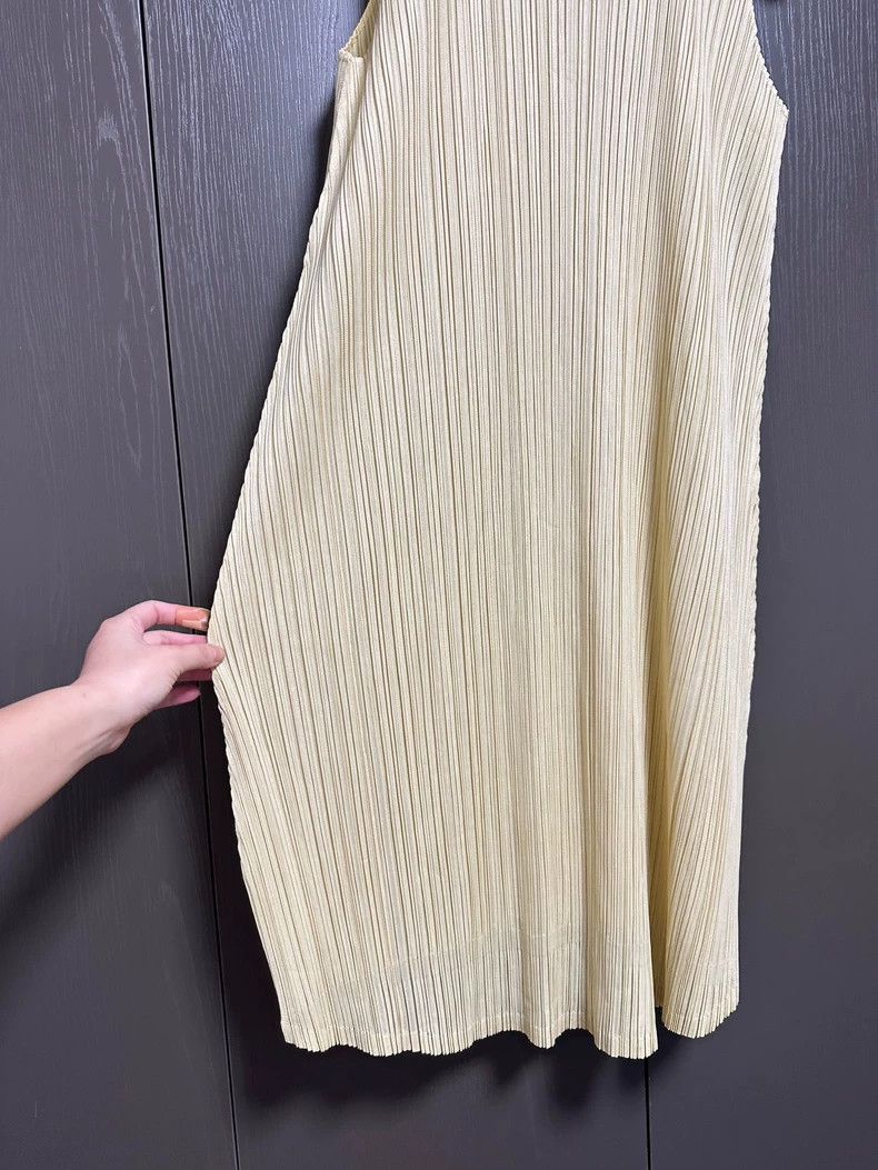 Other Issey Miyake/三宅一生 size:3 Light yellow sleeveless dress Size XS / US 0-2 / IT 36-38 - 5 Thumbnail
