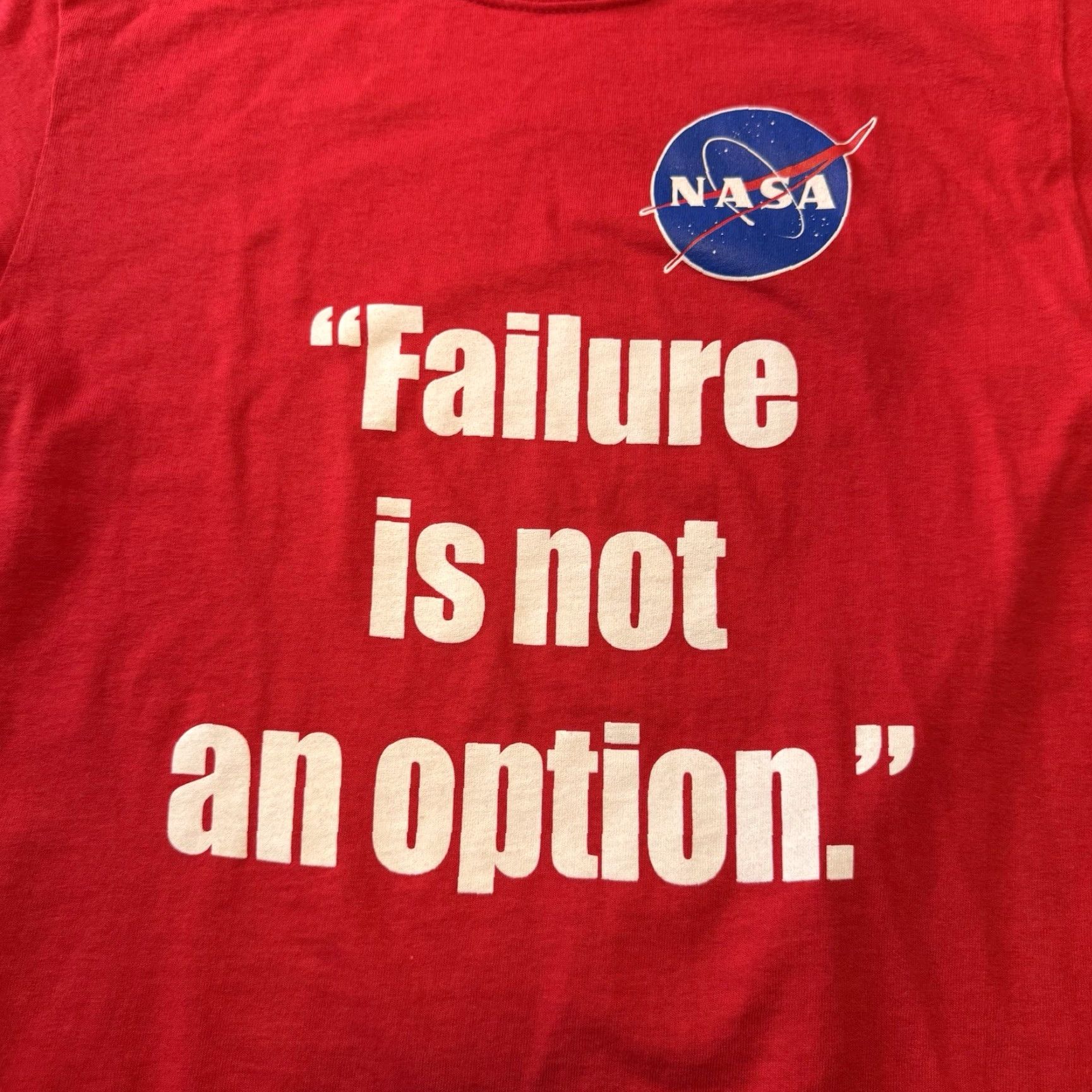 Delta VINTAGE Delta Pro Weight NASA Apollo XIII Failure Is Not An Option Red T Shirt Small New Size US S / EU 44-46 / 1 - 2 Thumbnail