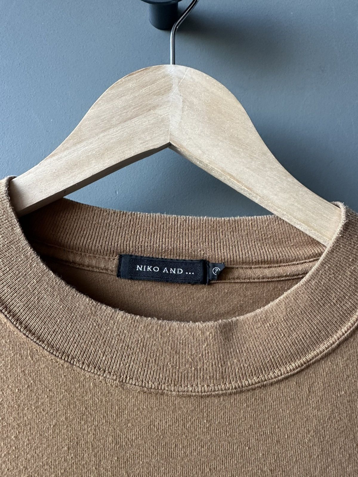 Other Niko and... Japan Basic Beige Oversize 1 Pocket Tee Size US M / EU 48-50 / 2 - 3 Thumbnail