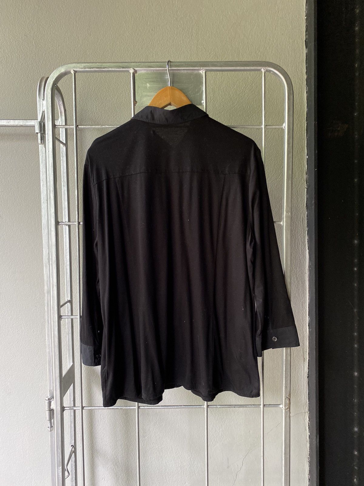 Burberry Burberry 2 pocket black shirt Size ONE SIZE - 21 Thumbnail