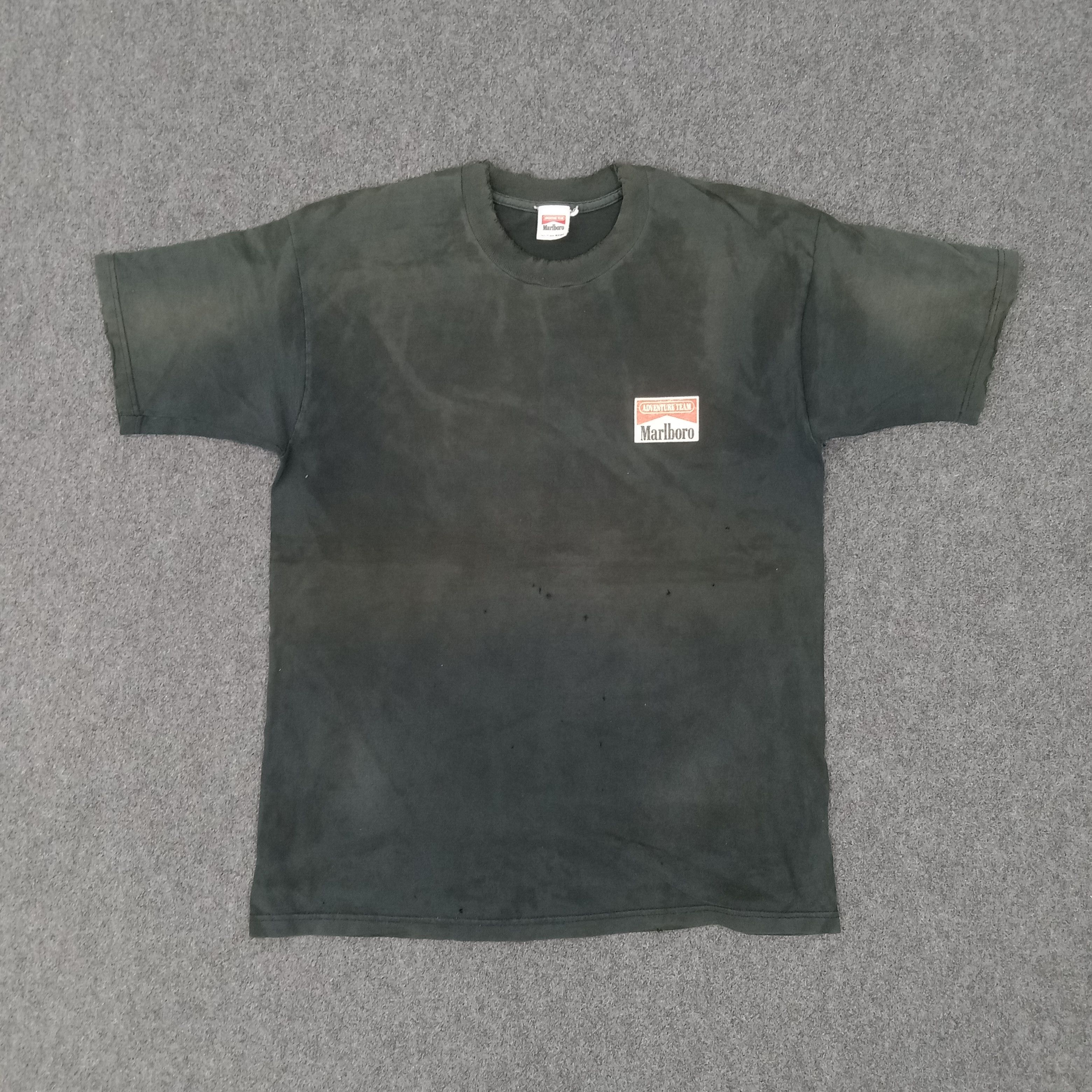 Marlboro × Vintage Marlboro Adventure Team Promo Distressed Tshirt Size US L / EU 52-54 / 3 - 1 Thumbnail