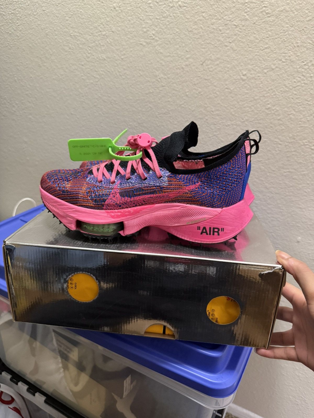 Nike × Off-White Off White Air Zoom Tempo Size US 9 / EU 42 - 1 Thumbnail