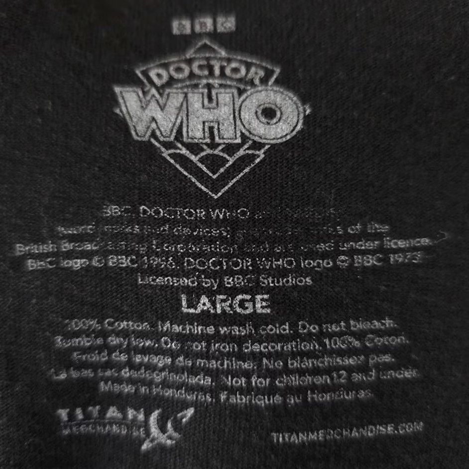Vintage Doctor Who T Shirt Mens Large Black 15th Dr Quandrant Costumes BBC Sci-Fi & Fantasy Shirt Mens Black Doctor Who T-Shirt Size US L / EU 52-54 / 3 - 5 Thumbnail