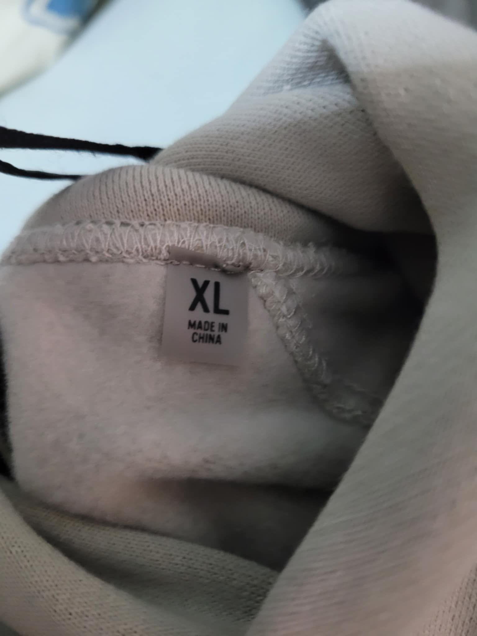 Fear of God sz XL Fear of God Essentials 1977 Hoodie WHEAT Size US XL / EU 56 / 4 - 11 Thumbnail