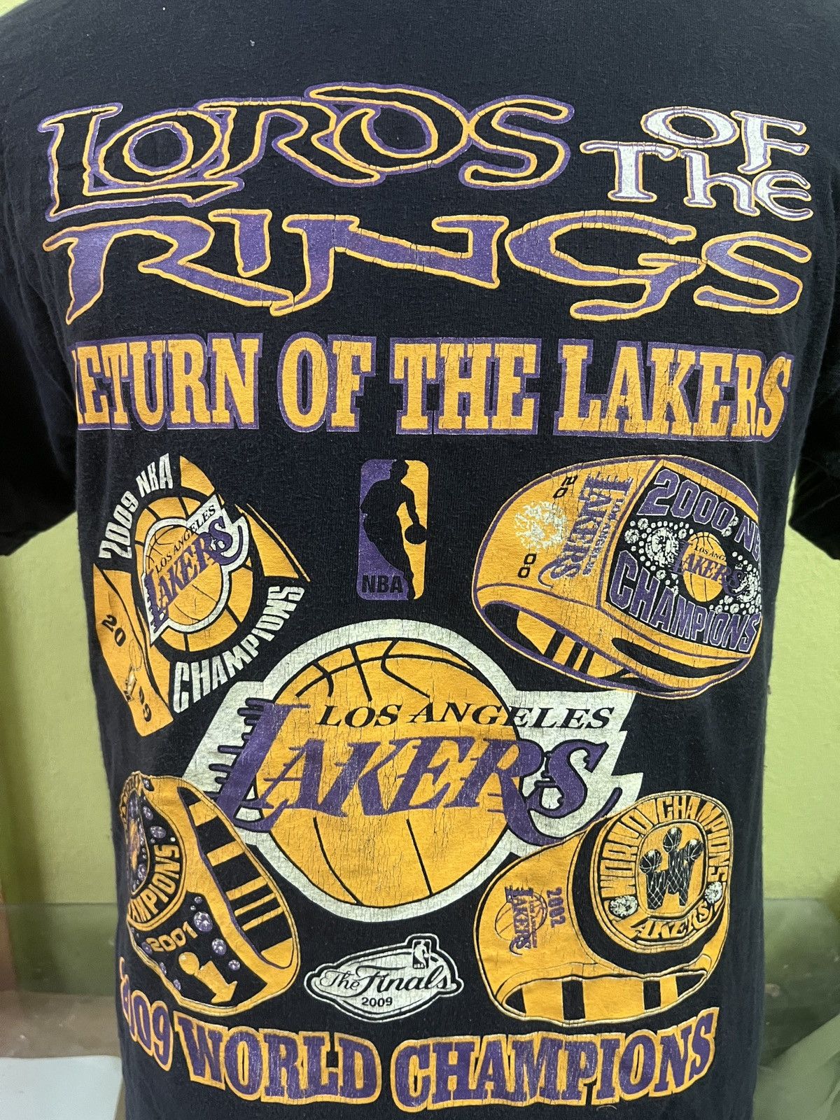 NBA VINTAGE Y2K LA LAKERS LORD OF THE RINGS WORLD CHAMPIONS 2009 Size US M / EU 48-50 / 2 - 4 Thumbnail