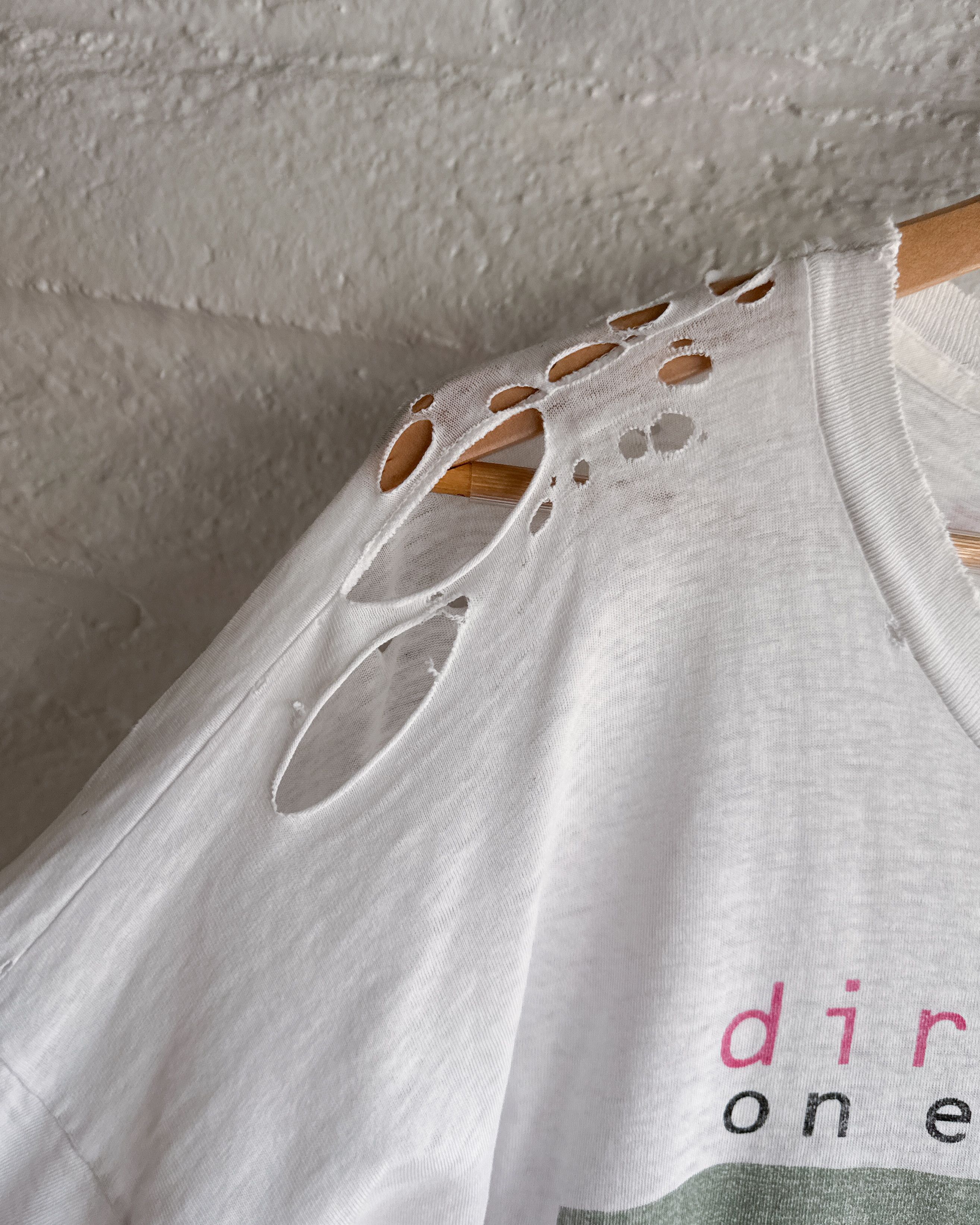 Vintage Vintage 90s Dire Straits T Shirt XL Thrashed Threadbare Size US XL / EU 56 / 4 - 3 Thumbnail