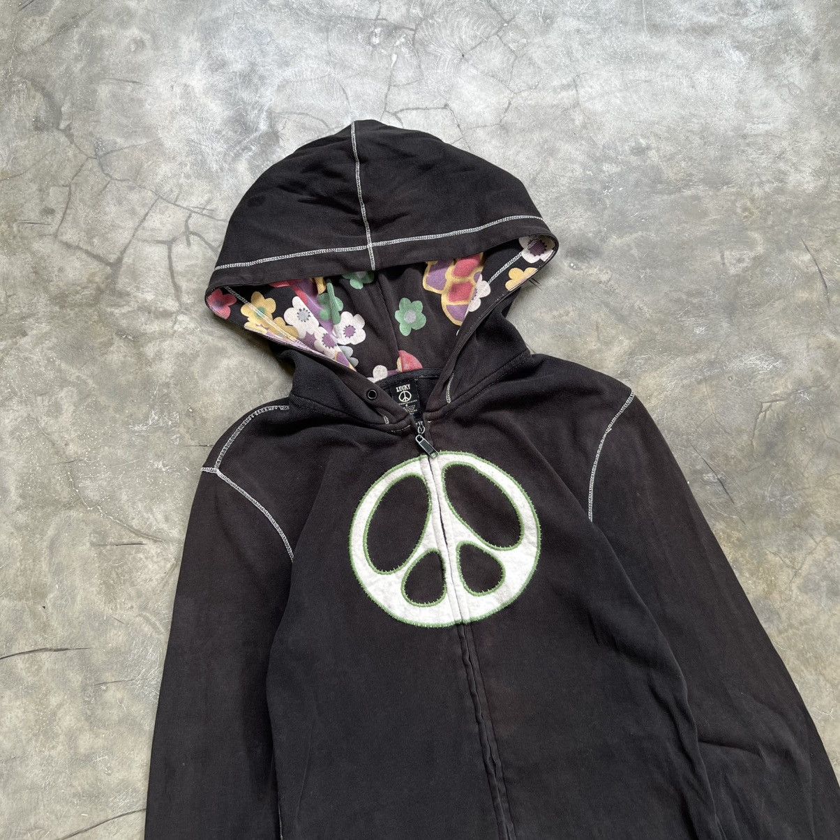 Lucky Brand 2000’s Lucky Peace Logo Vkei Style Zip Hoodie Size US S / EU 44-46 / 1 - 2 Thumbnail