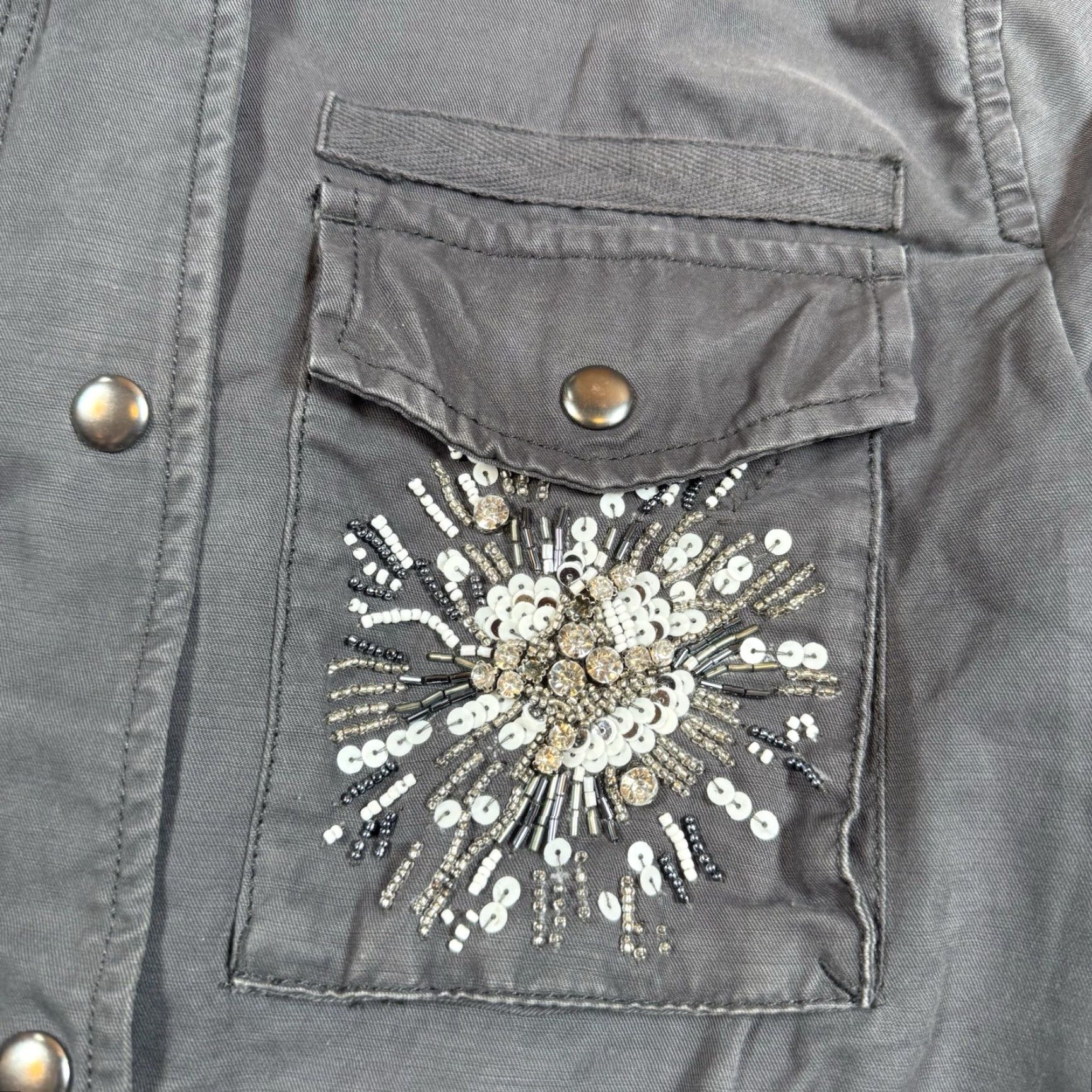 Gap VINTAGE Gap Jacket Women’s M Button Gray Military Jacket with Jewels / Dazzles (Cotton) Regular Women’s Size M Size M / US 6-8 / IT 42-44 - 5 Thumbnail