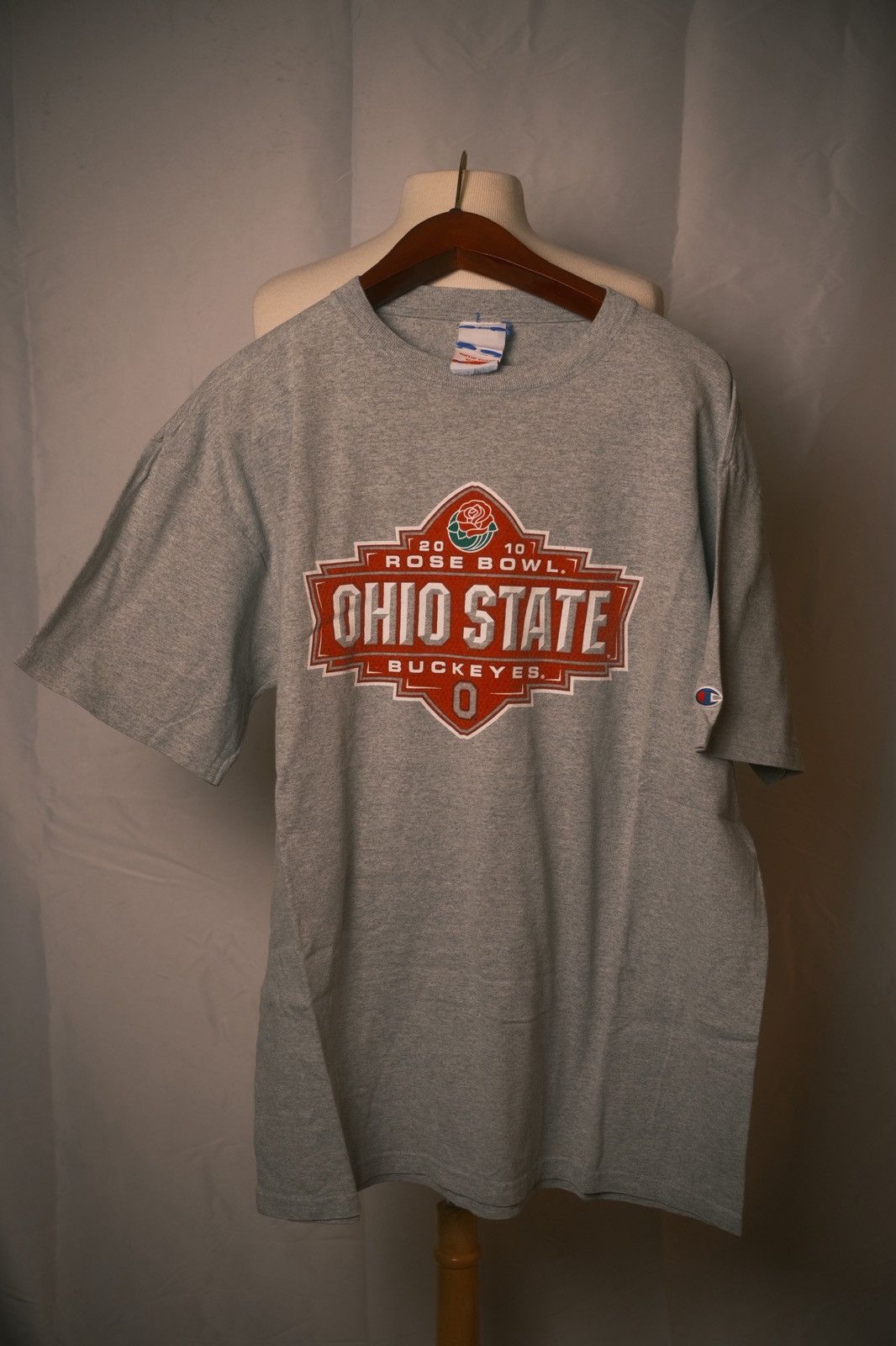 Champion Ohio State Buckeyes 2010 Rose Bowl Champion T-Shirt Size US XL / EU 56 / 4 - 1 Thumbnail