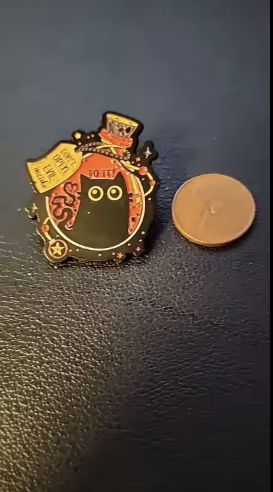 Designer Black cat enemal pin brooch accessories Size ONE SIZE - 8 Thumbnail