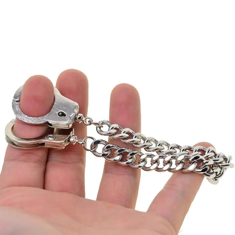 Japanese Brand × Vintage Mini Handcuffs Keychain Size ONE SIZE - 1 Thumbnail