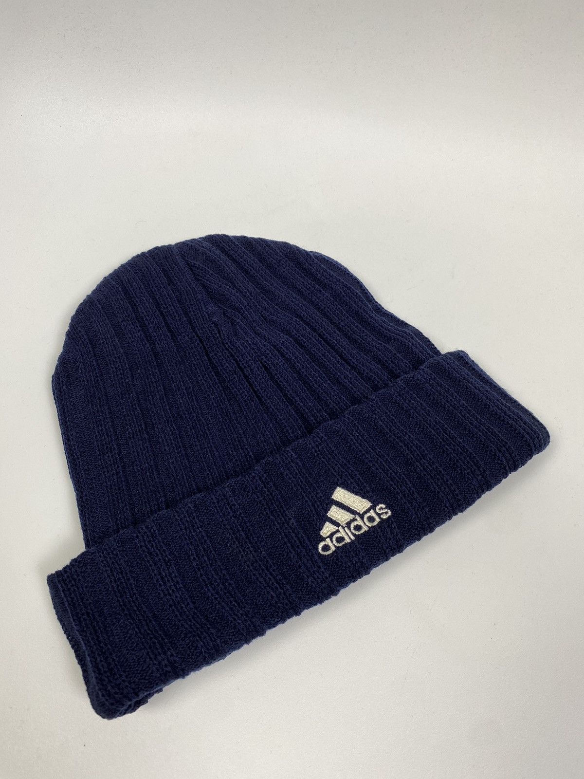Adidas Adidas Vintage Beanie Hat Size ONE SIZE - 1 Thumbnail