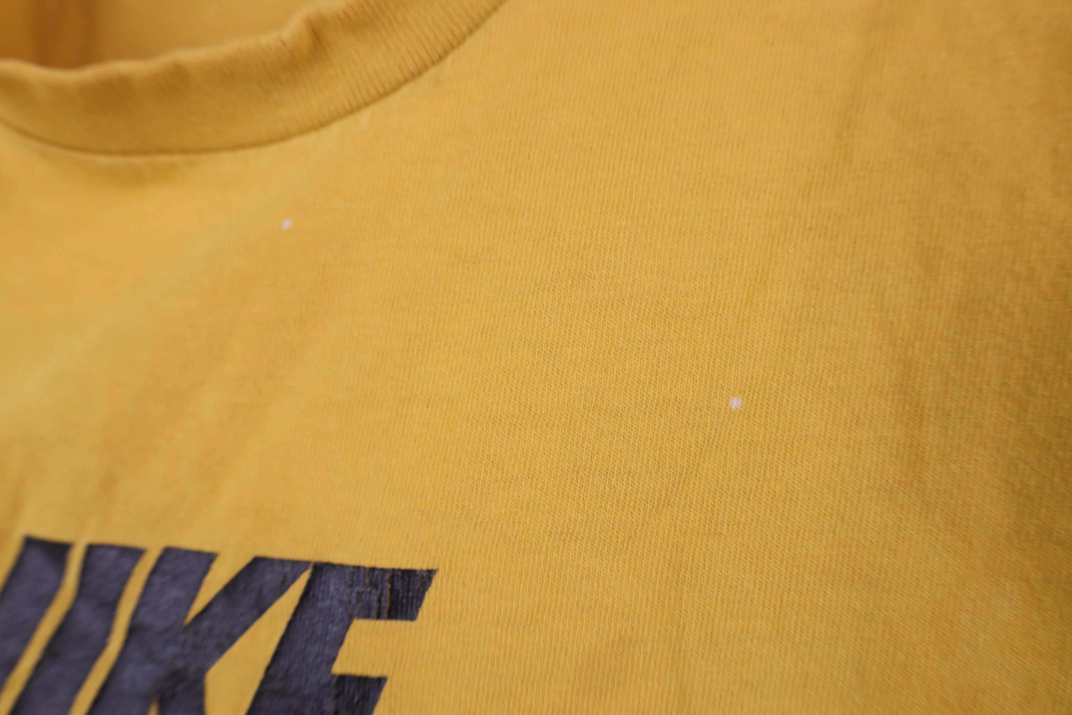 Nike Vintage Y2K Nike Scott Spell Out Big Swoosh Logo T-Shirt Size US XL / EU 56 / 4 - 7 Thumbnail