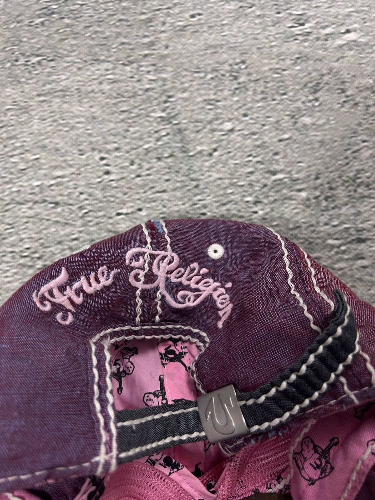 True Religion True Religion hat vintage red cap studded big logo horseshoe Size ONE SIZE - 3 Thumbnail