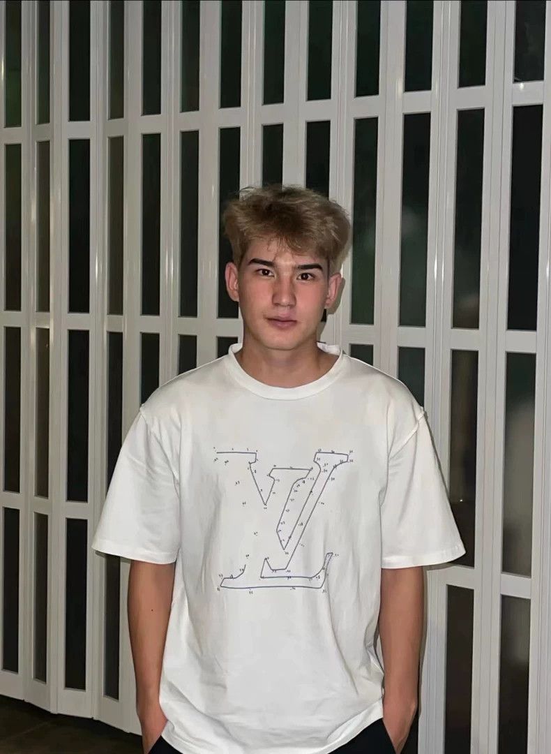 Louis Vuitton Louis Vuitton White Lianliankan short sleeve 2501-Nextarrow Size US L / EU 52-54 / 3 - 5 Thumbnail