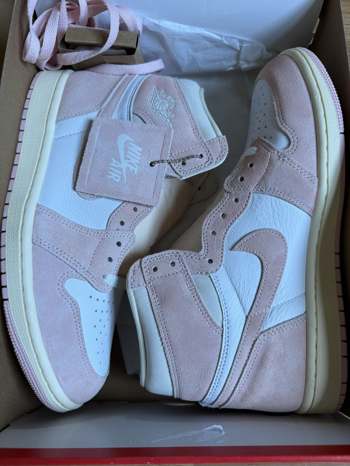 Nike WMNS Air Jordan 1 “Washed Pink” Size US 10 / EU 43 - 9 Thumbnail