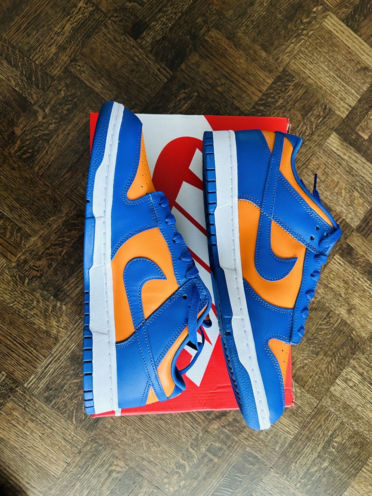 Nike Nike Dunk Low - Knicks - Blue/Orange. NEW Size US 10.5 / EU 43-44 - 2 Thumbnail