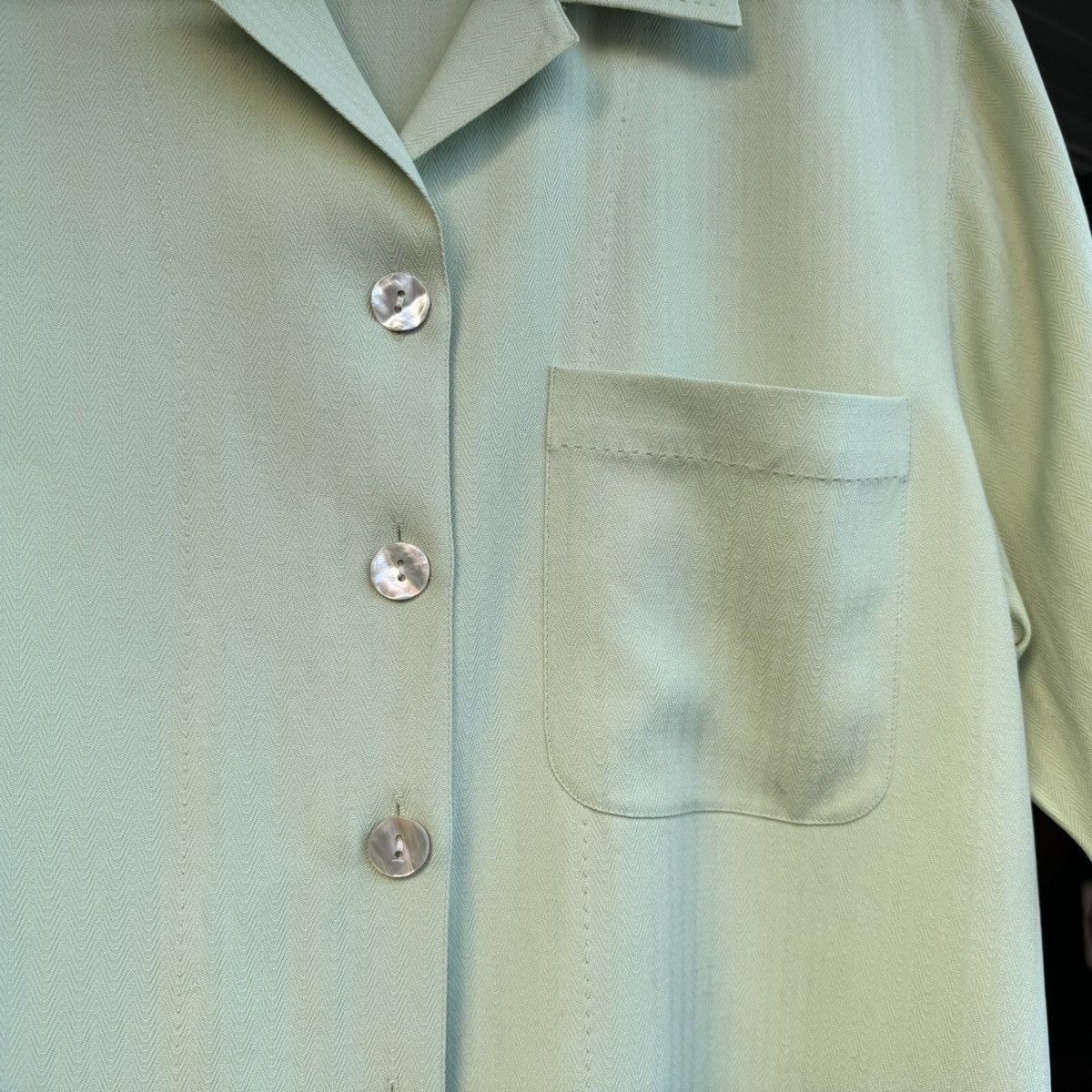 Vintage Vintage Silk Cropped Camp Collar Shirt Bowling Boxy Size US M / EU 48-50 / 2 - 9 Thumbnail