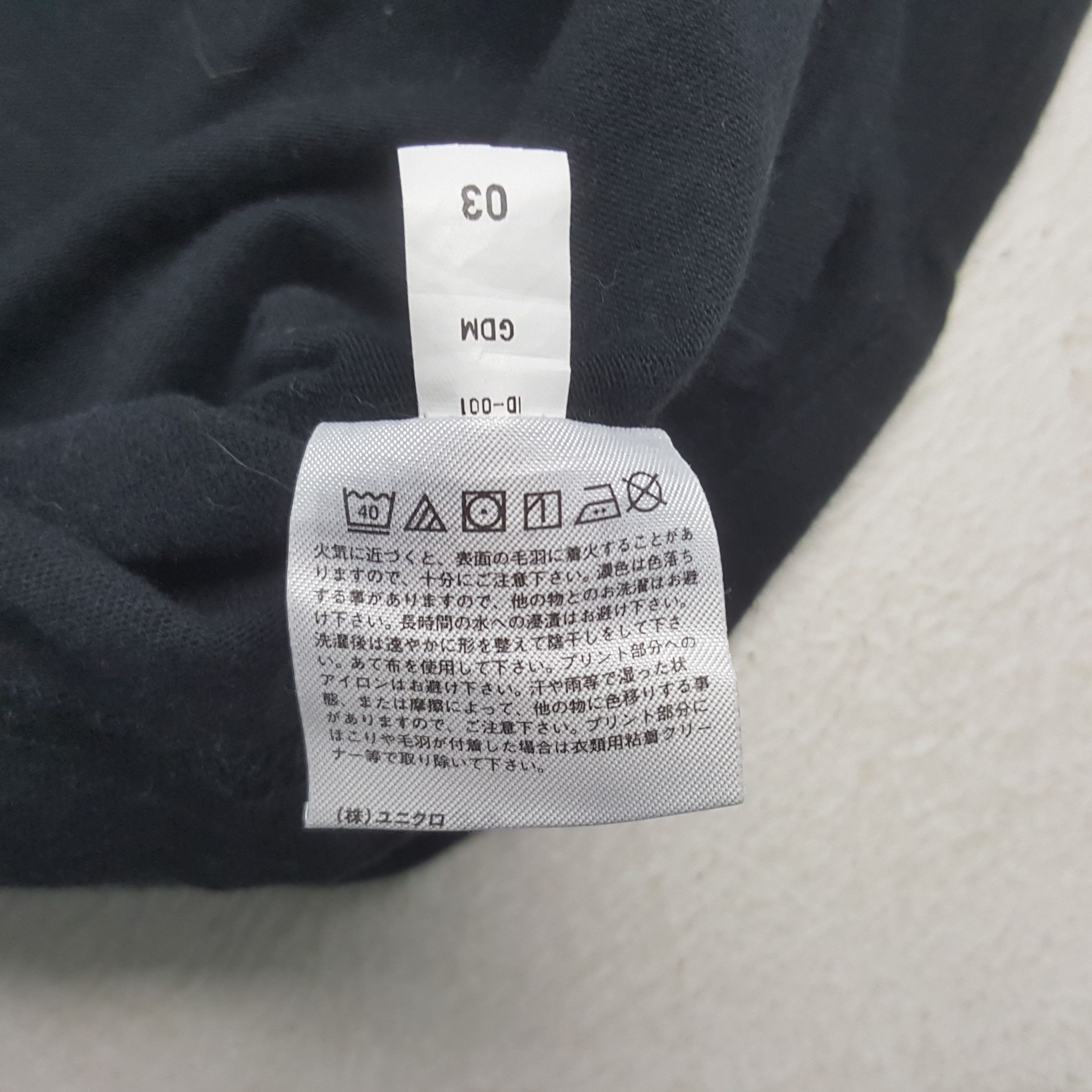 Mickey Mouse Vintage Uniqlo Mickey Kevin Tyons Cartoon Tshirt RR18 Size US M / EU 48-50 / 2 - 6 Thumbnail