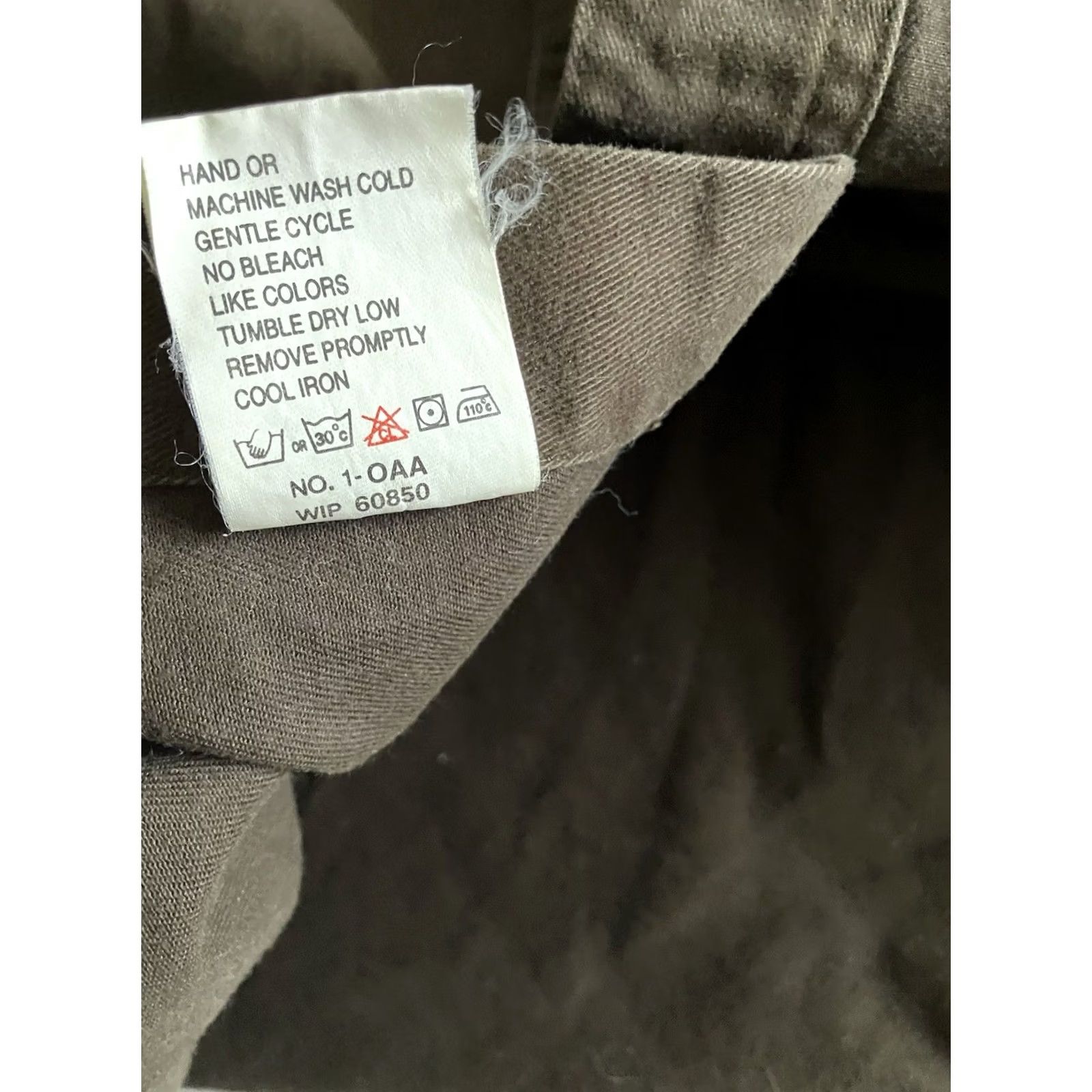 Vintage VINTAGE Woolrich Shirt XL Brown Flannel Embroidered Button-Up Collared Long Sleeve Men’s Size US XL / EU 56 / 4 - 6 Thumbnail