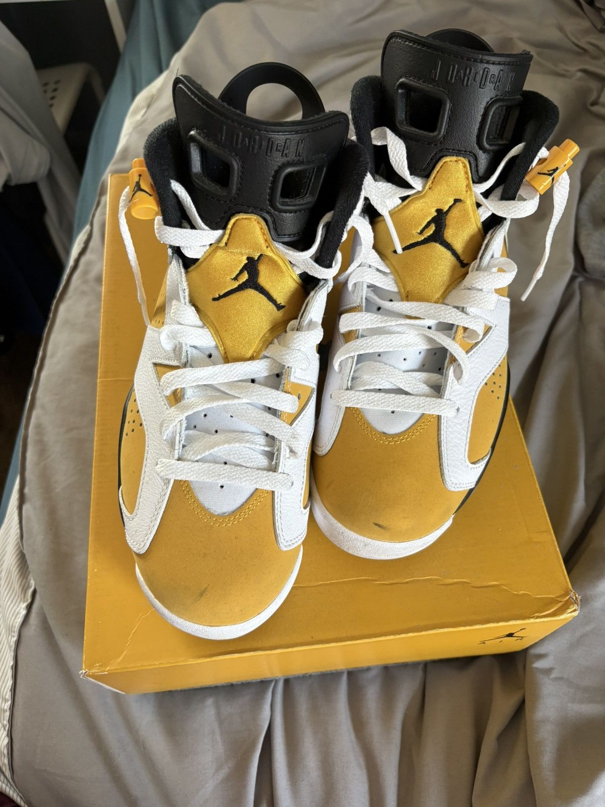 Jordan Brand Jordan Air Jordan 6 Retro Yellow Ochre Size US 8 / EU 41 - 1 Thumbnail
