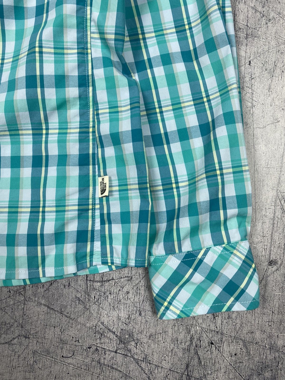 The North Face Vintage 00s The North Face Checkered Outdoor Button Up Shirt Size S / US 4 / IT 40 - 4 Thumbnail