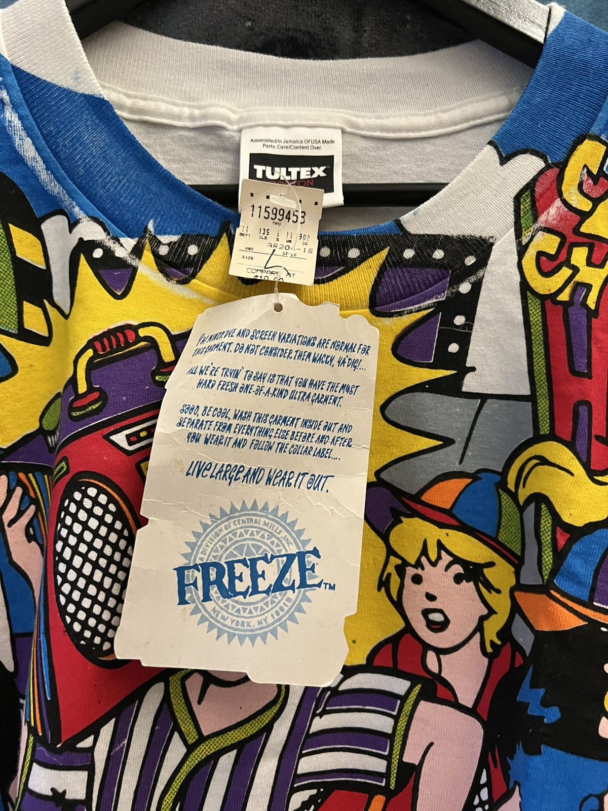Vintage Vintage 1993-1994 Archive Comic All Over Print Deadstock Size US L / EU 52-54 / 3 - 12 Thumbnail