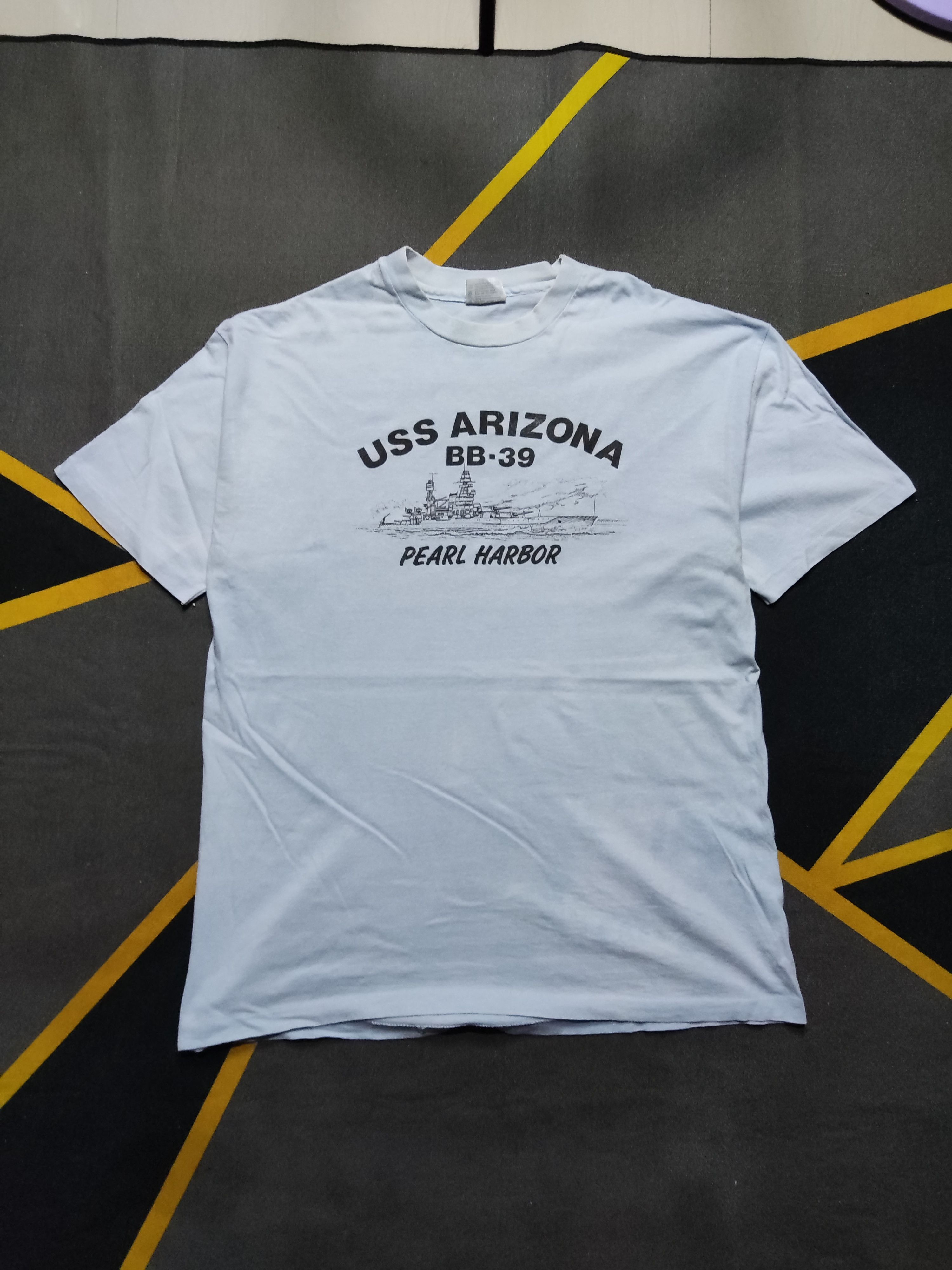 Rainbow × Vintage VTG Hanes USS Arizona BB-39 Pearl Harbor T Shirt Size US L / EU 52-54 / 3 - 8 Thumbnail