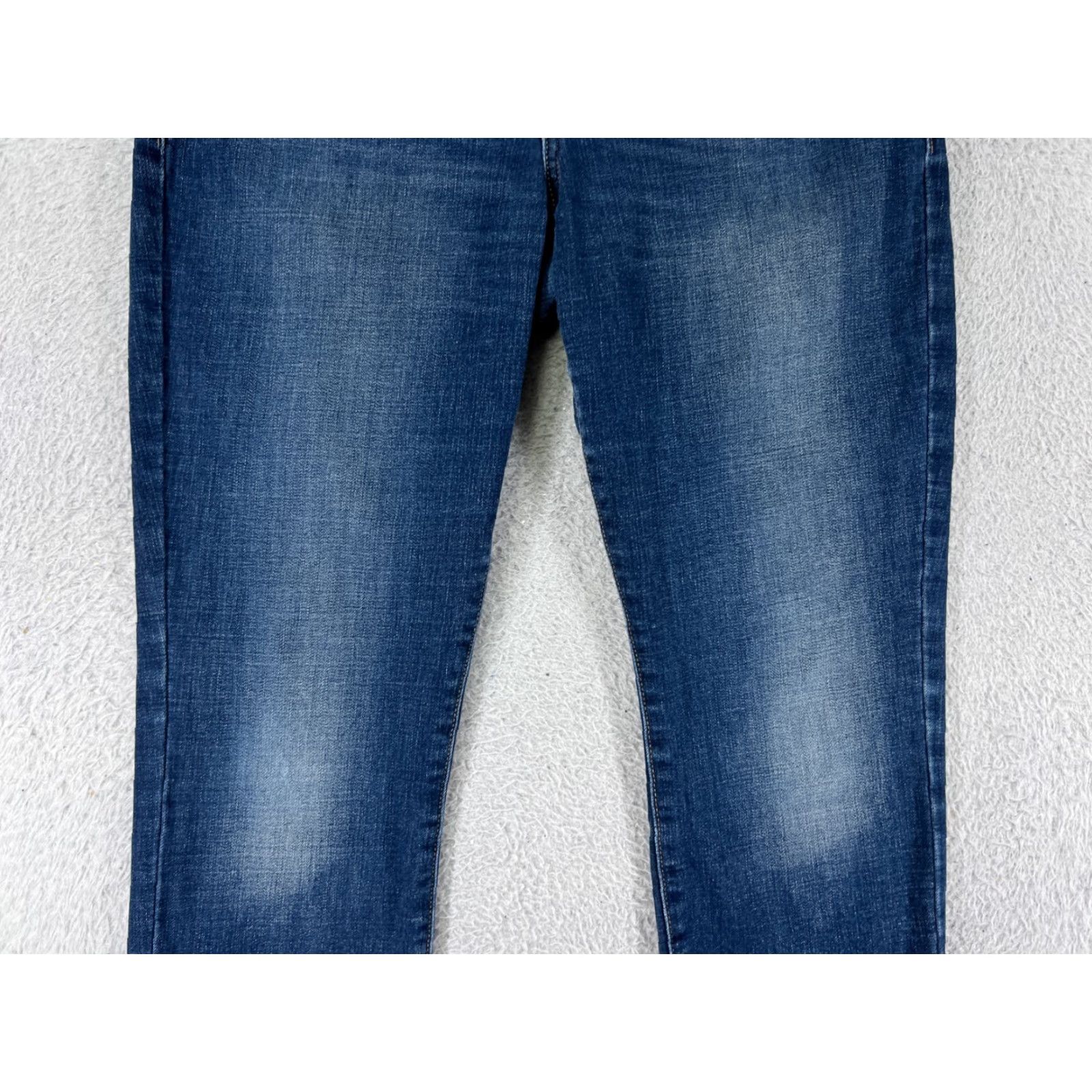 Lucky Brand Lucky Brand Jeans Womens 6 Blue Denim Skinny Regular 5-Pocket Distressed Cotton Blend 90s Style Mens, Womens Size 28" / US 6 / IT 42 - 7 Thumbnail