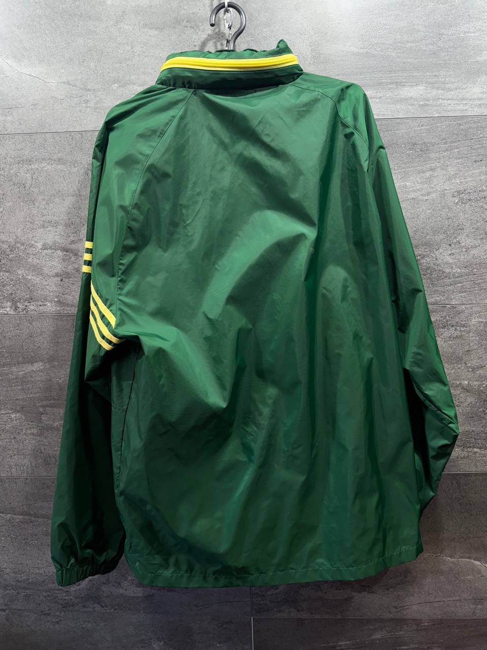 Vintage ADIDAS ADS-200J MENS VINTAGE Y2K WINDBREAKER JACKET HOODED Size US L / EU 52-54 / 3 - 23 Thumbnail