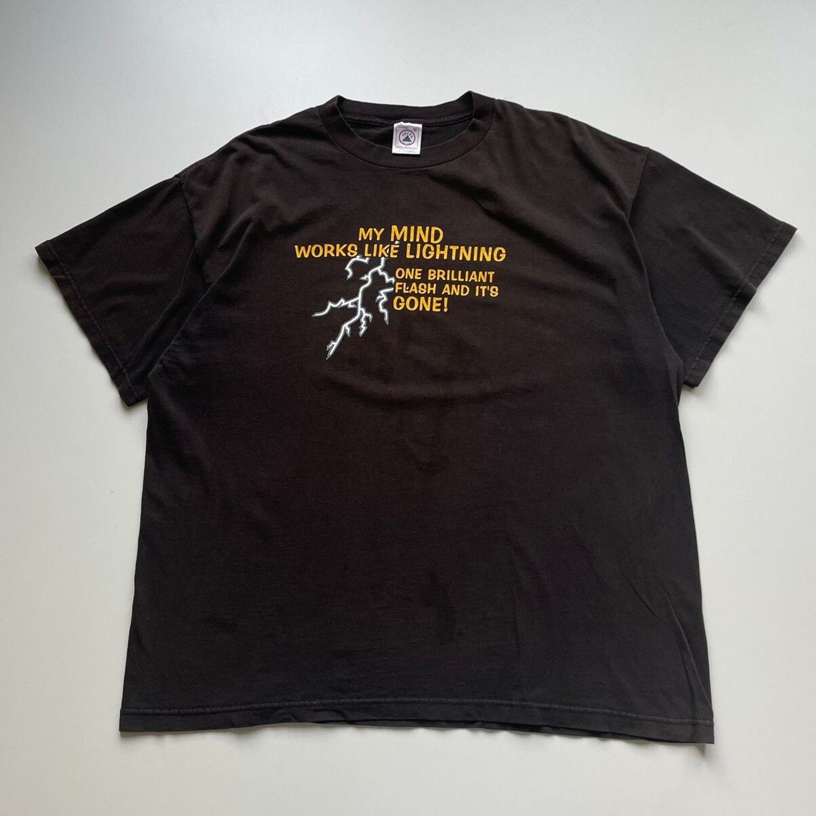 Delta Vintage Y2K Lightning T Shirt XL Funny Graphic Faded Black Size US XL / EU 56 / 4 - 1 Thumbnail