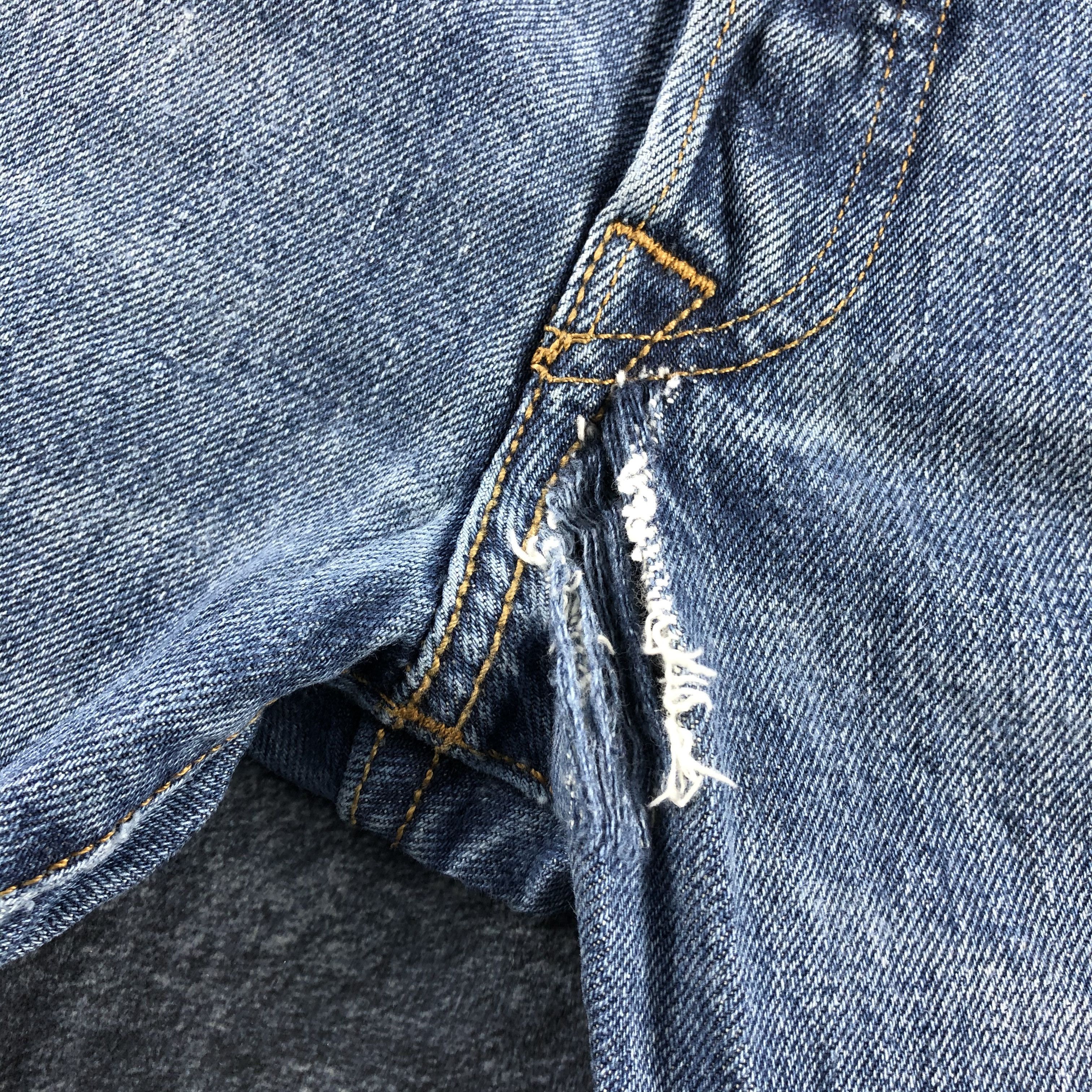 Levi's × Vintage Vintage Blue Wash Levis 501 Jeans-JM2888 Size US 34 / EU 50 - 7 Thumbnail