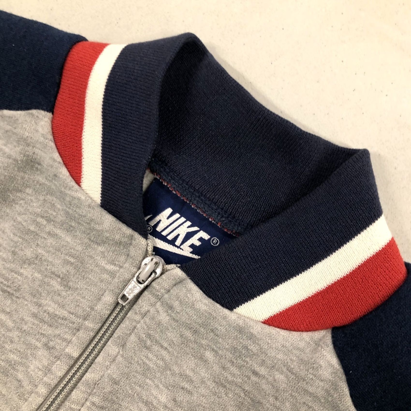 Nike VINTAGE Nike Blue Tag Quarter Zip Jacket Men’s Medium Blue, Red, White, Gray Embroidered Logo Zip Jacket 80s Theme Men’s Jacket Size US M / EU 48-50 / 2 - 5 Thumbnail