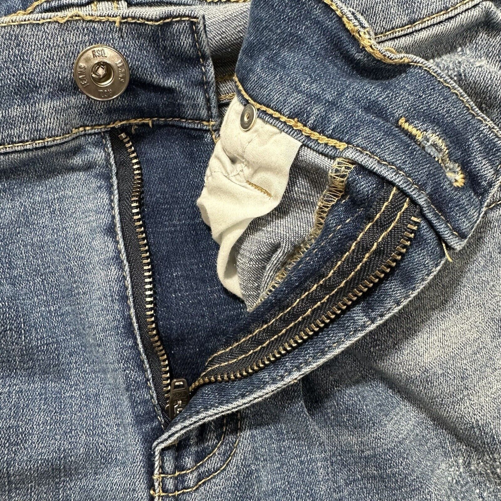 Rsq RSQ 32 Tokyo Super Skinny Distressed Denim Jeans 31" Inseam Size 32" / US 10 / IT 46 - 6 Thumbnail