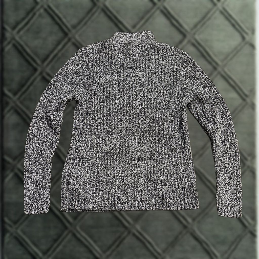 Tommy Hilfiger VINTAGE Tommy Hilfiger Sweater XL Women Pullover Zip Pockets Black White Knit 21" Pit to Pit 2 Side Pockets 2005 Y2K Size XL / US 12-14 / IT 48-50 - 1 Thumbnail