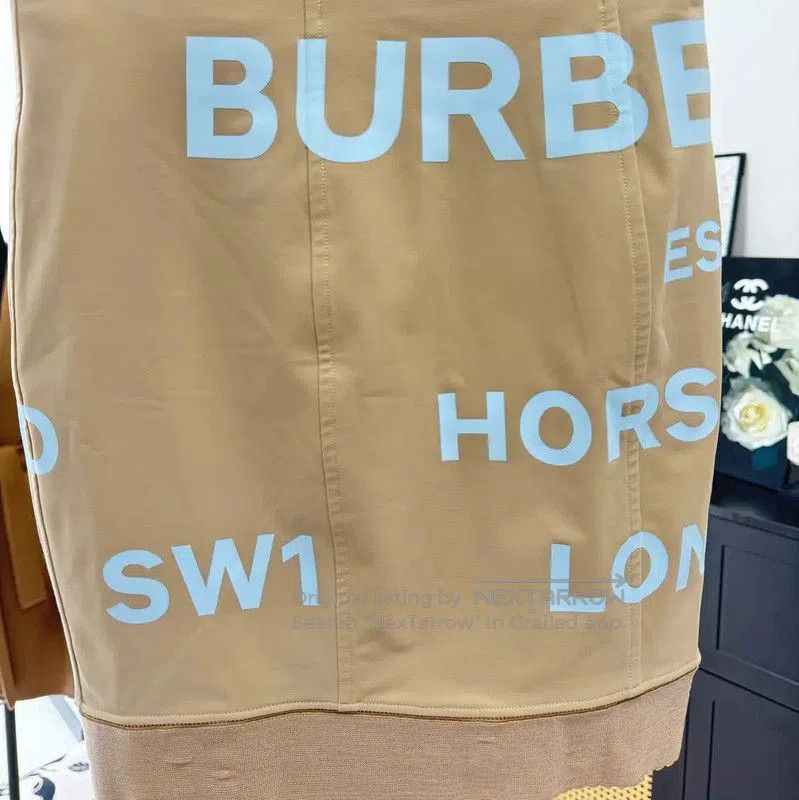 Burberry Burberry Summer Pencil Skirt in Khaki. Size 23" - 3 Thumbnail