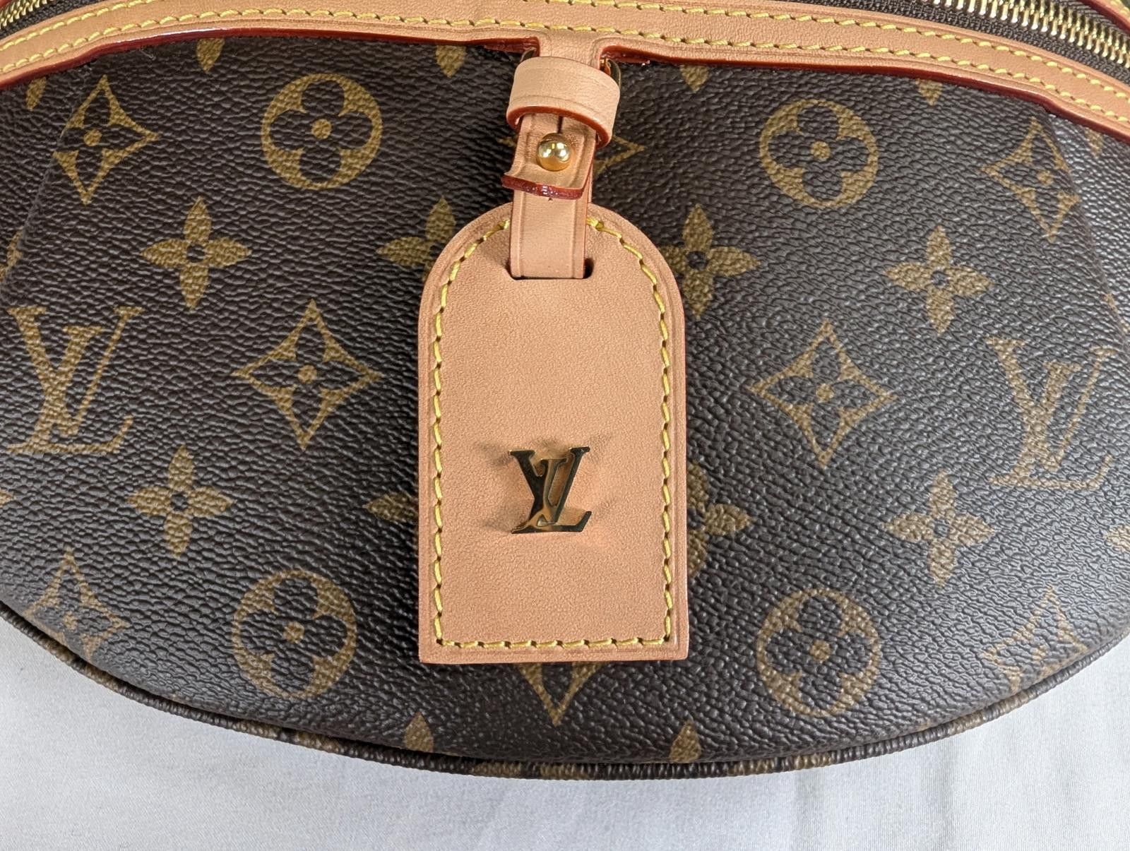 Louis Vuitton LOUIS VUITTON MONOGRAM CHALK SLINGBAG - BROWN Size ONE SIZE - 7 Thumbnail